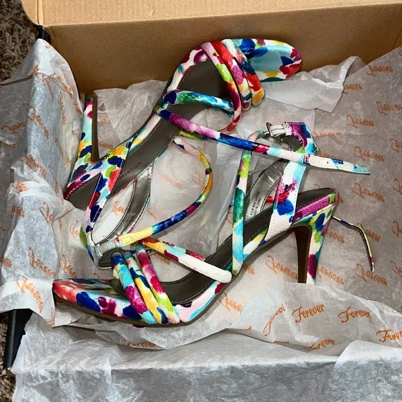 3 FOR $15❗️Multicolored Heels - Picture 1 of 12